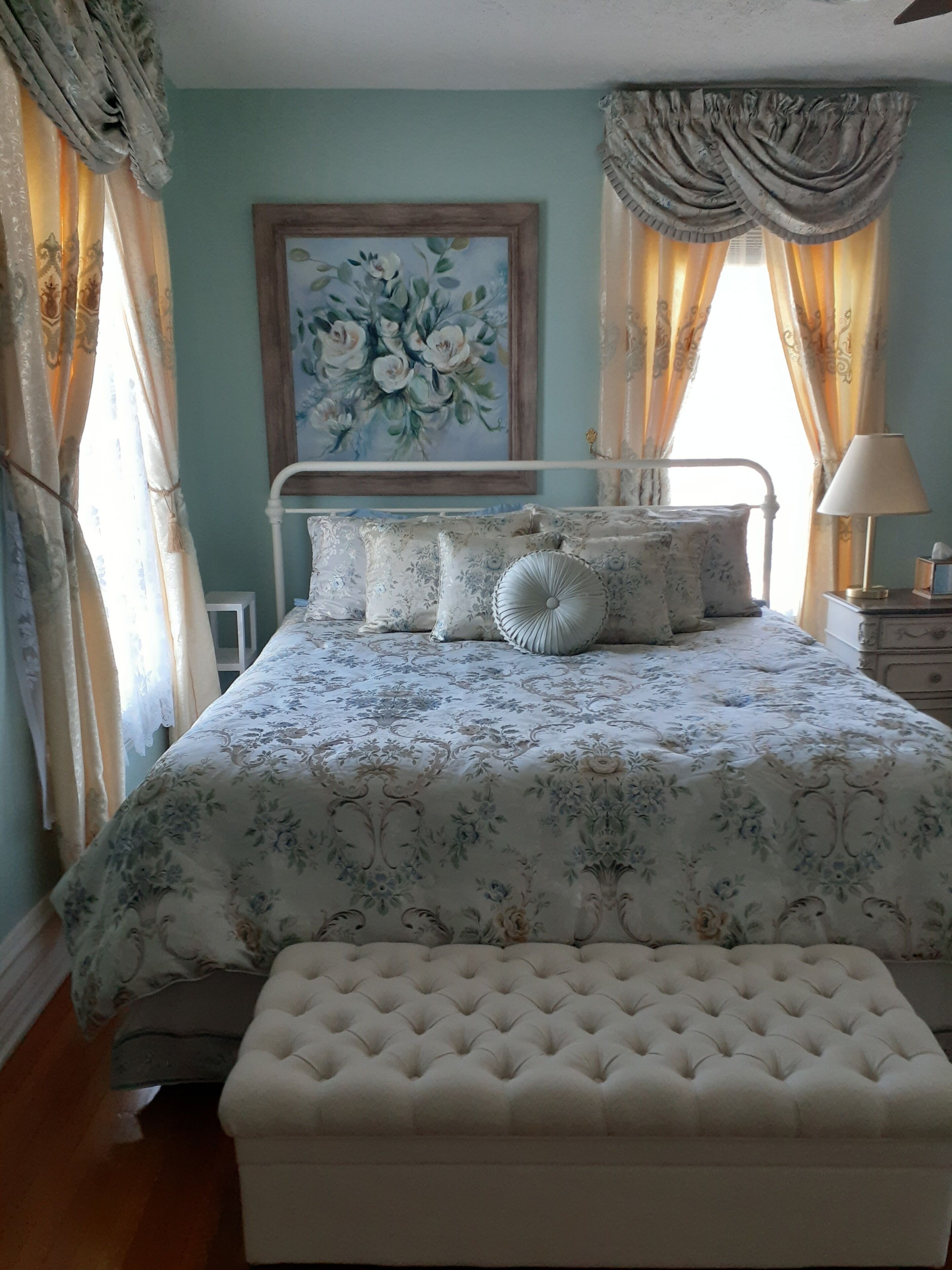 1 habitación, tabla de planchar con plancha, wifi gratis y ropa de cama 