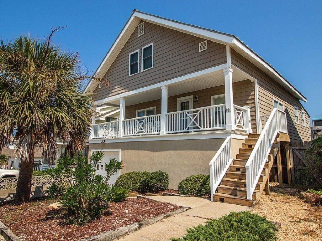 Perfect Beach Cottage - Walking Distance to Everything