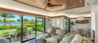 Oceanfront luxury 3bd condo on Baby Beach