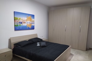 3 Schlafzimmer, Bügeleisen/Bügelbrett, Reisekinderbett, kostenloses WLAN