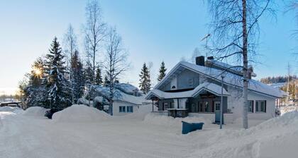 Hallantytär b3 paritalo by Interhome