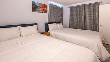 Luxury Apartment | 1 bedroom, individually furnished, desk, blackout drapes