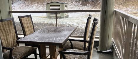 Luxury Apartment | Balcony