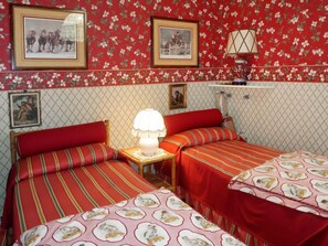 2 bedrooms, desk, free internet - La Vallia by Interhome (Piea)