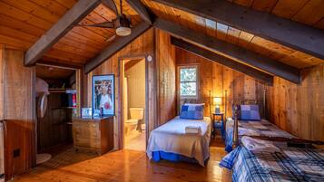 4 bedrooms, WiFi, bed sheets