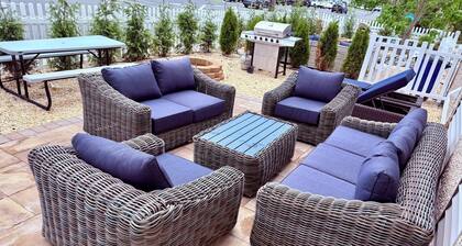 Ultimate Family Beach Retreat - Walk to Beach & Bay - Large & Spacious