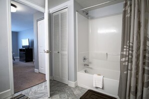 Shower, towels