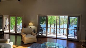 TV, fireplace, DVD player, table football