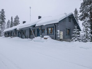 Esterni