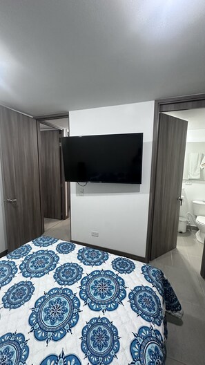 3 habitaciones, tabla de planchar con plancha y wifi gratis 