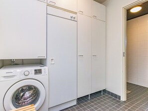 Inside other - Skivillas 78 ukkohalla (1) by Interhome (Hyrynsalmi)