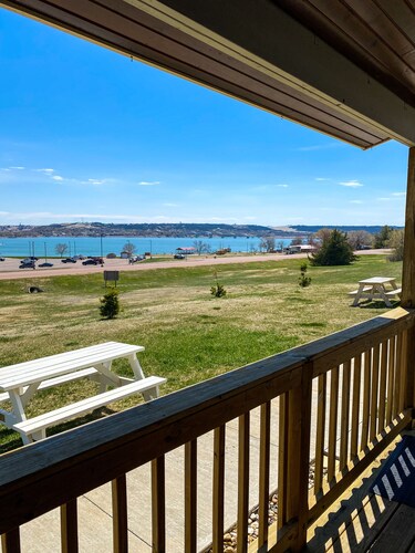 Shoreline Cottage SD