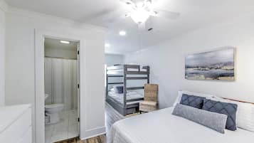 3 bedrooms, free WiFi, bed sheets