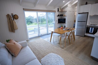 Waterviews at Lakeview Retreat Metung 