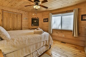 1 chambre, bureau, fer et planche à repasser, Wi-Fi