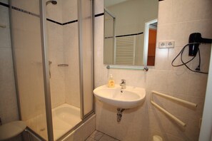 Dusche, Haartrockner