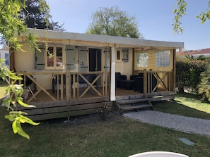 Exterior - Chalet in a private park in Saint Pierre D'oléron (Saint-Pierre-d'Oléron)