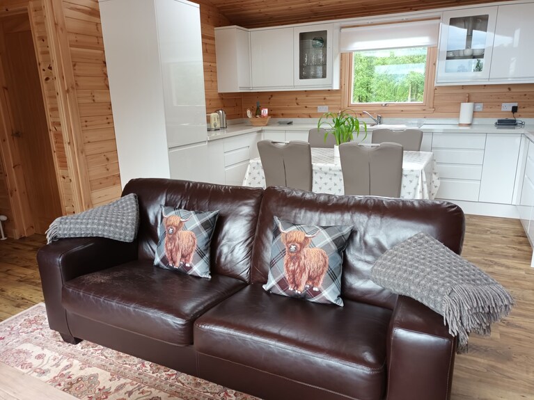 2-bedroom Family Friendly Lodge In Private Woodland With Luxury Sauna.... - Perth