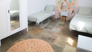 Unclassified image, 2 of 5, button - Spectacular View Villa in Ysternia (Tinos)