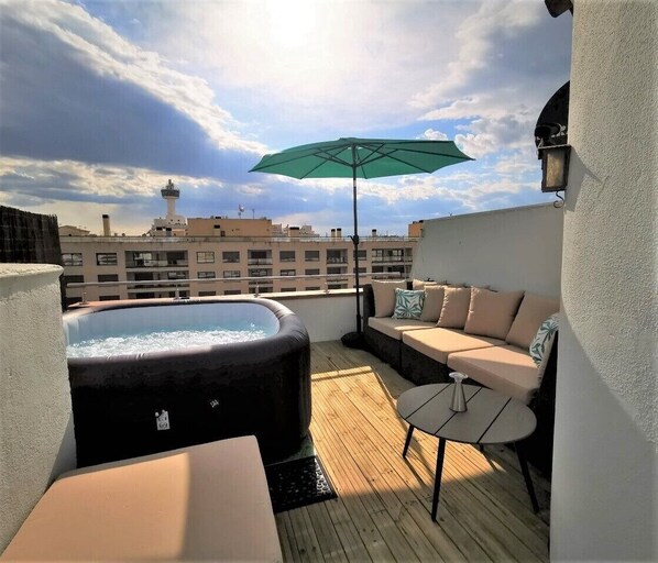 Terrace/patio - Luxury apartment 3 bedrooms + roof top 35 m2 Spa- jacuzzi (Empuriabrava)