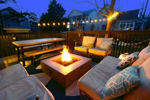 Outdoor dining - Pool & Hot Tub, Pets, LINENS/TOWELS too! (Rehoboth Beach)