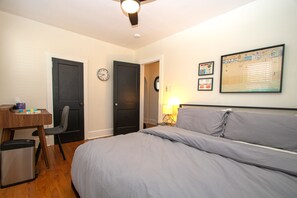 3 bedrooms, desk, iron/ironing board, WiFi - Pool & Hot Tub, Pets, LINENS/TOWELS too! (Rehoboth Beach)