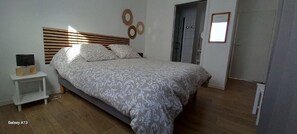 4 Schlafzimmer, Bügeleisen/Bügelbrett, Reisekinderbett, kostenloses WLAN