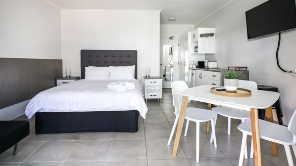 1 Schlafzimmer, Bügeleisen/Bügelbrett, kostenloses WLAN, Bettwäsche