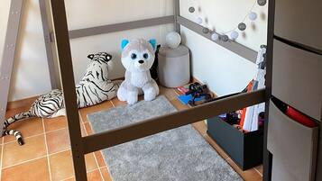 3 chambres, Wi-Fi gratuit, draps fournis