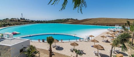 Utomhuspool