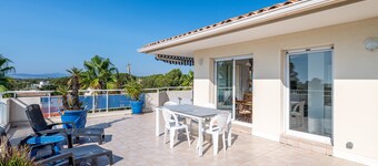 Villa sur le Toit, Dernier Ătage, Grande Terrasse, Barbecue ,vue