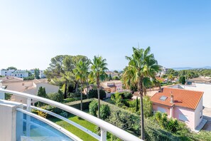 Property grounds - Villa sur le Toit, Dernier Étage, Grande Terrasse, Barbecue ,vue (Saint-Raphaël)