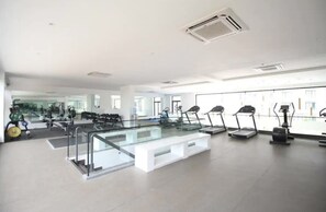 Fitness facility - 3BR APT/POOL/GATED/CLOSE TO AIRPORT (Accra)