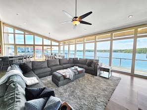 Smart TV, fireplace, video games, ping pong