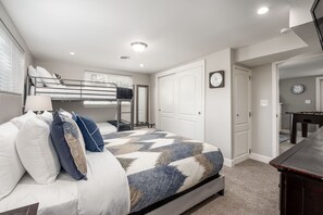 4 bedrooms, iron/ironing board, travel cot, free WiFi