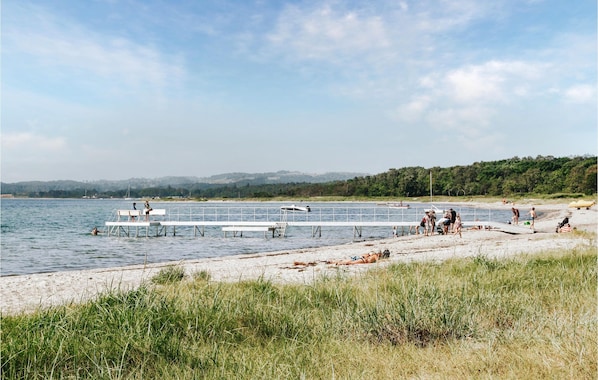 Tæt på stranden, fiskeri