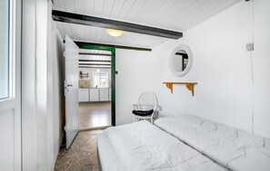 2 bedrooms, free WiFi