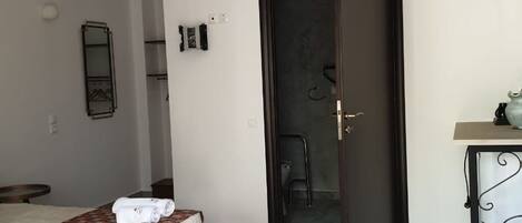 1 chambre, Wi-Fi gratuit, draps fournis