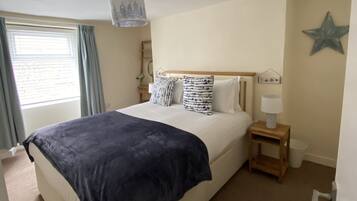 Cottage | 3 bedrooms, iron/ironing board, free WiFi, bed sheets