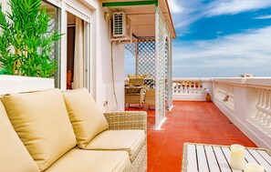 Terrace/patio - Gorgeous apartment in Montemar La Carihuela (Montemar La Carihuela)