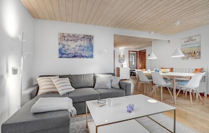 TV, fireplace - Amazing home in Nysted with WiFi (Nysted)