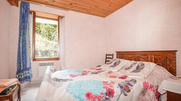 4 chambres, Wi-Fi gratuit, draps fournis