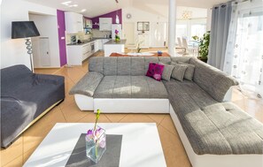 Smart TV, ping pong - Enjoy an unforgettable vacation in this XXL vacation home with heated pool. (Zaton)