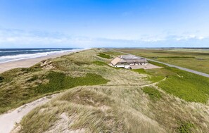 Plage à proximité, pêche sur place