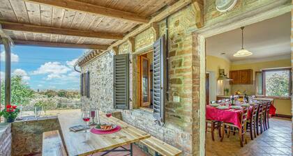 Gorgeous home in Montaione with WiFi