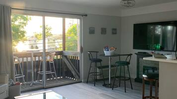 TV connectée, cheminée