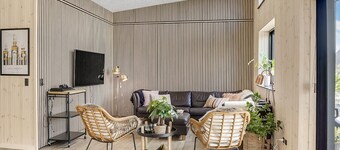 5 bedroom cozy home in Hadsund