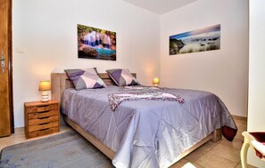 4 chambres, lit de bébé portatif, accÚs au Wi-Fi (inclus)