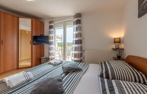 3 slaapkamers, gratis wifi, beddengoed