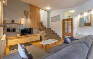 TV, fireplace - Beautiful home in Debeljak, Sukosan (Debeljak, Sukosan)